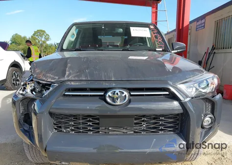 2024 Toyota 4Runner Sr5 z USA, uszkodzony, nr VIN JTEMU5JR8R6230164